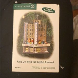 Dated 2004 Radio City Music Hall Lighted Ornament